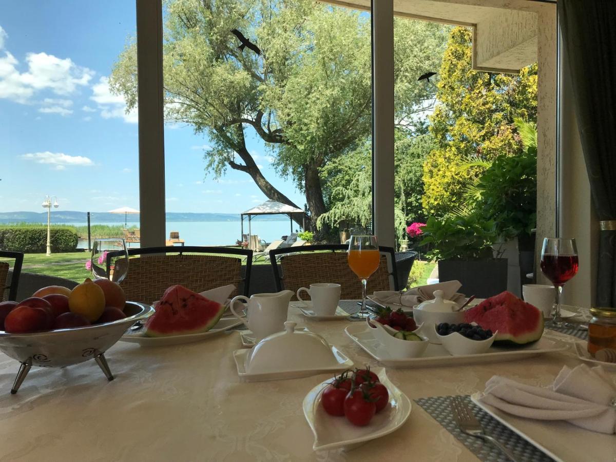 Viktoria House Villa Balatonszarszo Eksteriør bilde